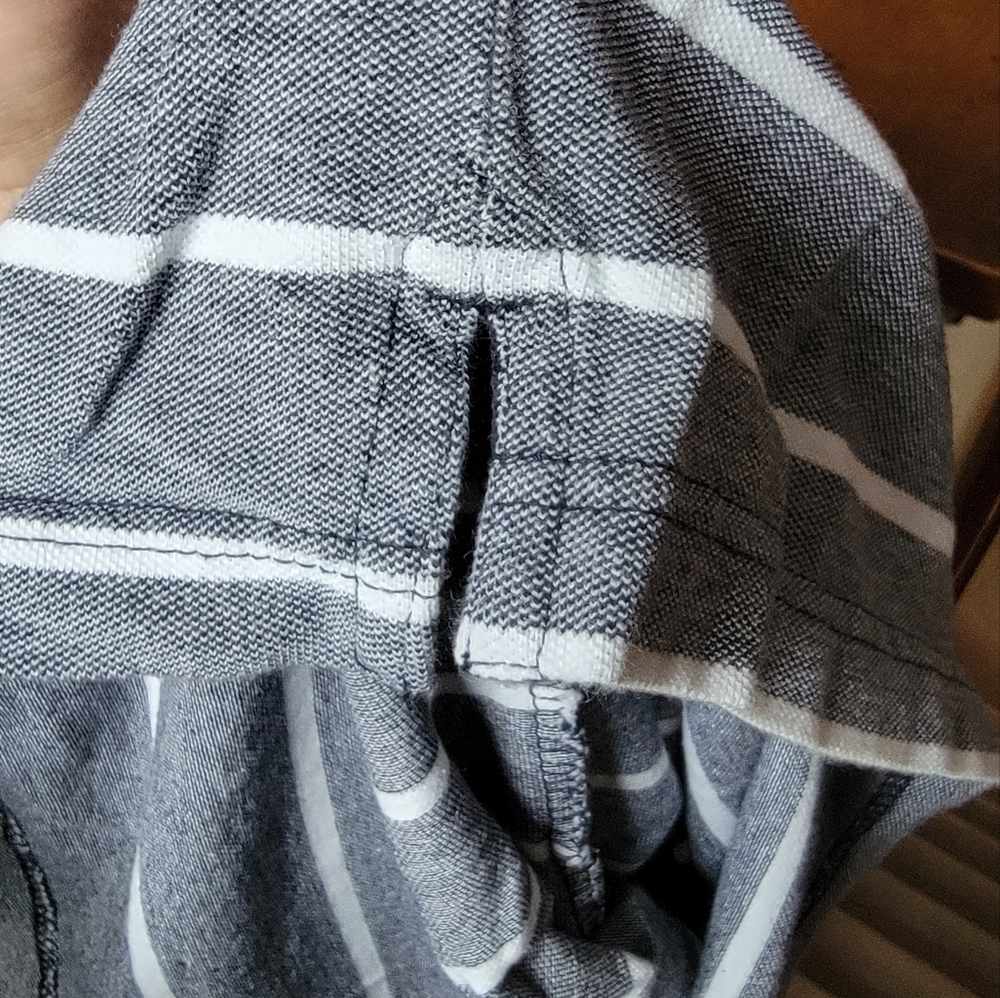 ⛳ Banana Republic Mens Collared Striped Polo - Size L - Picture 8 of 10